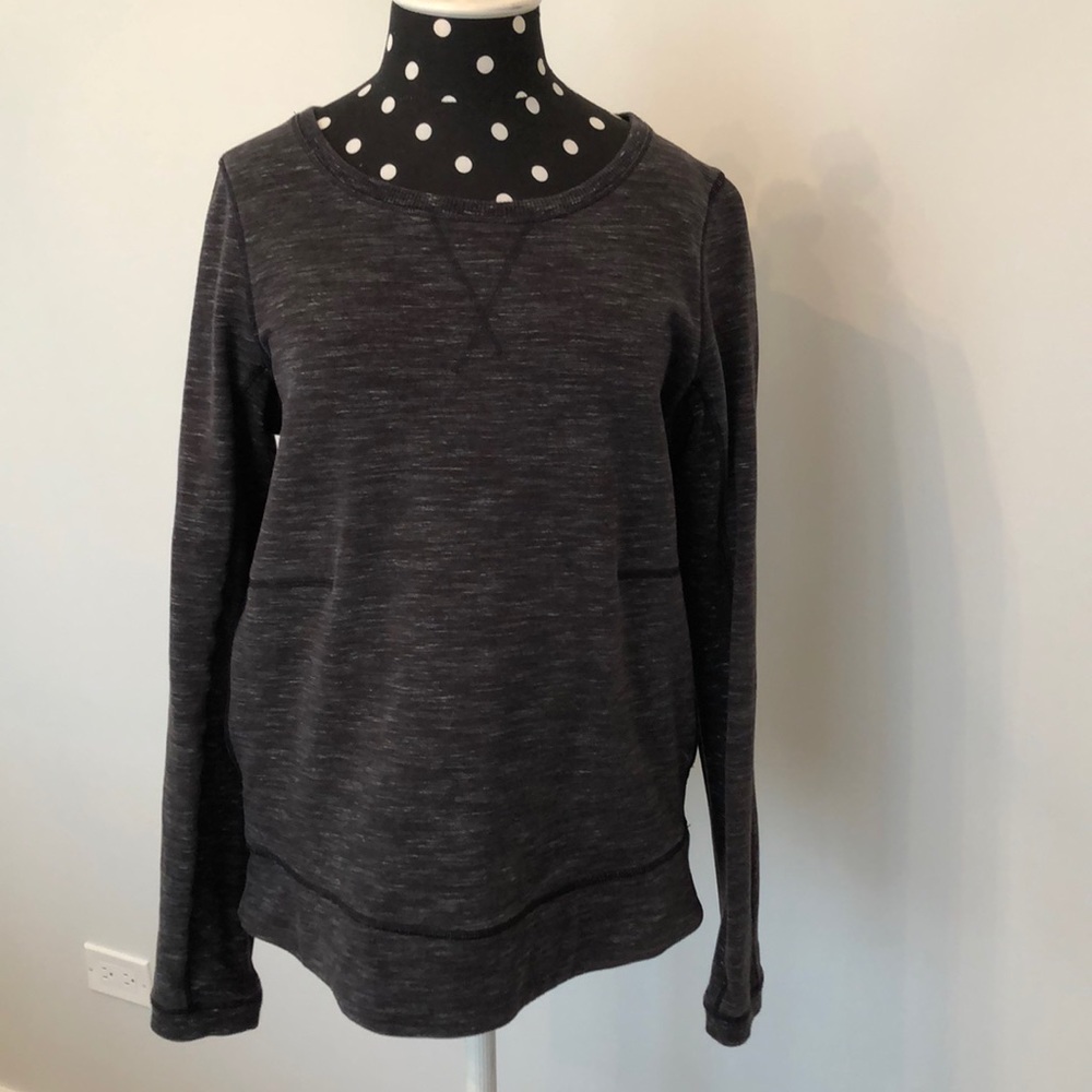 Lululemon sweatshirt